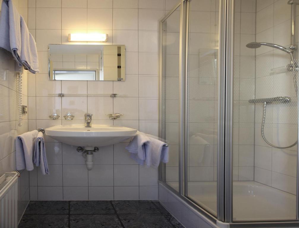 Hotel Auhof Шрунс Номер фото
